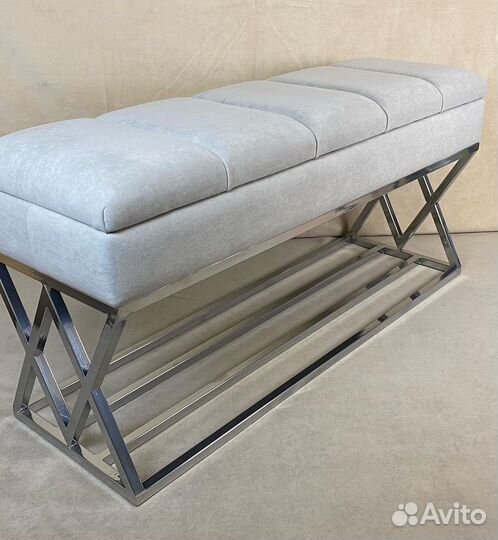 Банкетка в прихожую 