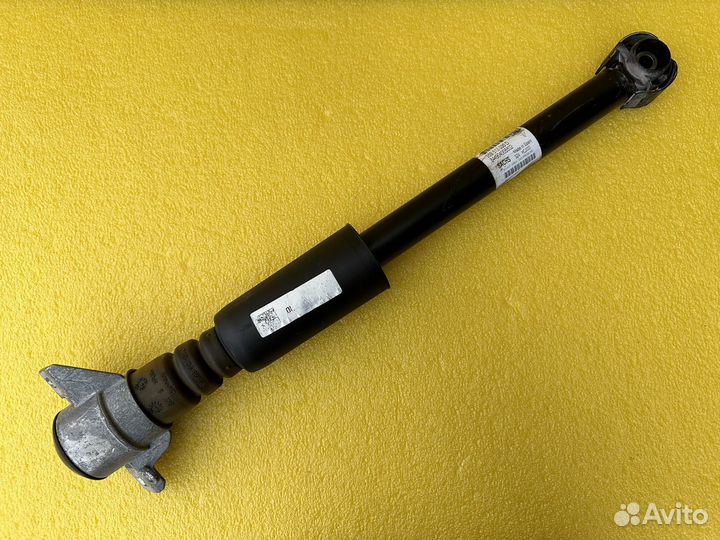 Амортизатор задний правый Porsche Macan 95B/2