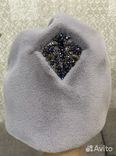 Шапка с варежками женская