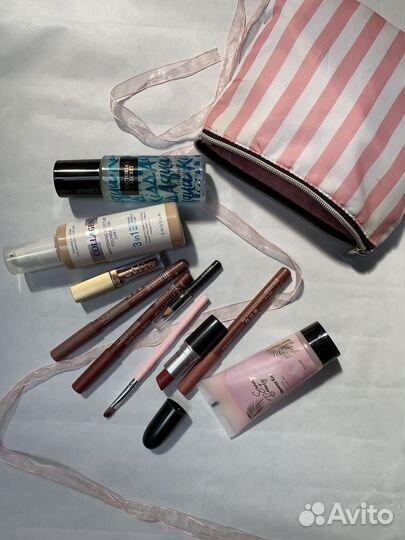 Набор косметики пакетом