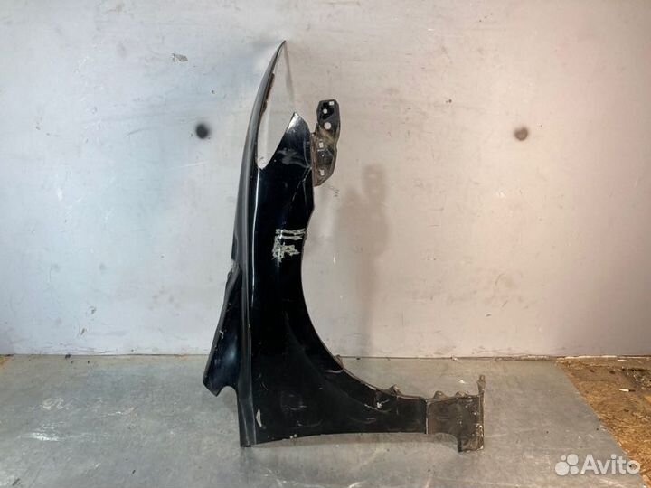 Крыло переднее правое Honda Civic 4D 2005-2011