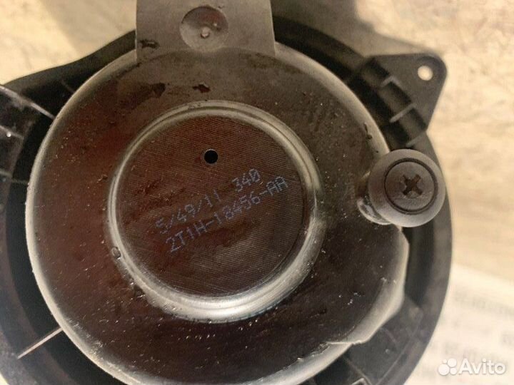 Моторчик печки Ford Connect 1.8 tdci 2010