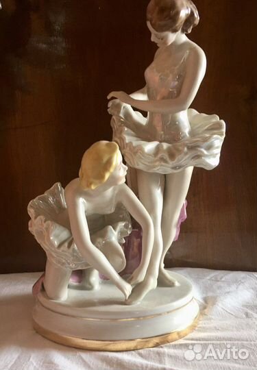 Статуэтка германия