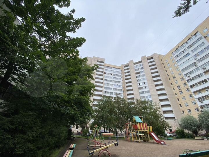 2-к. квартира, 69,2 м², 8/14 эт.