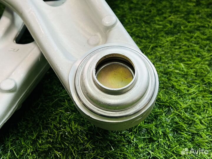 Рычаг подвески нижний передний правый Bmw 3-Series