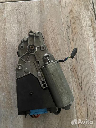 Моторчик люка volkswagen passat b5+