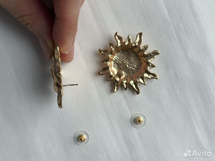 Новые серьги солнца
