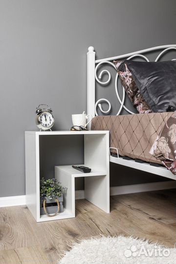 Тумба прикроватная Tag