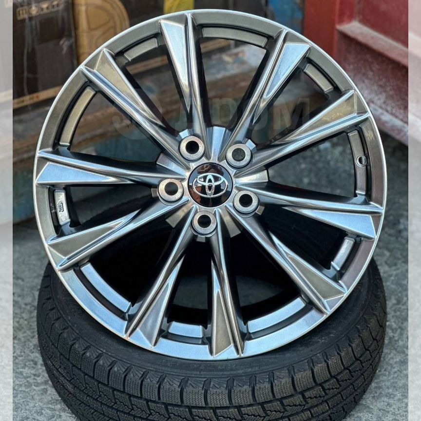 Литые диски Powcan 8×R18 5×114.3