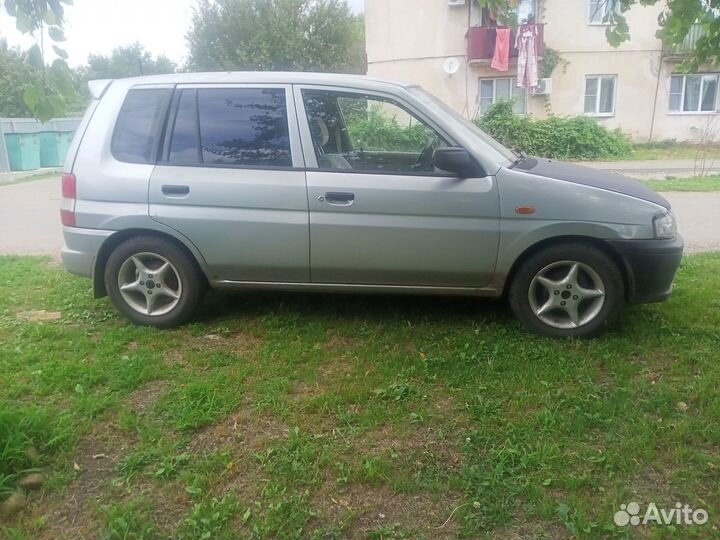 Mazda Demio, 1998