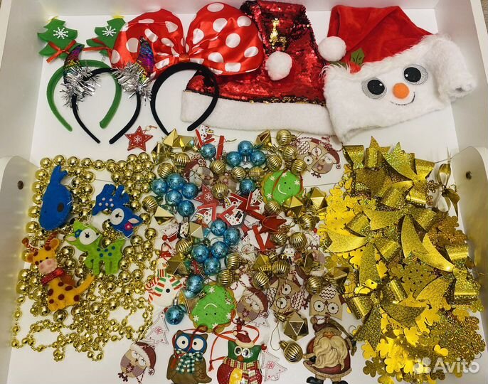 Новогодние игрушки