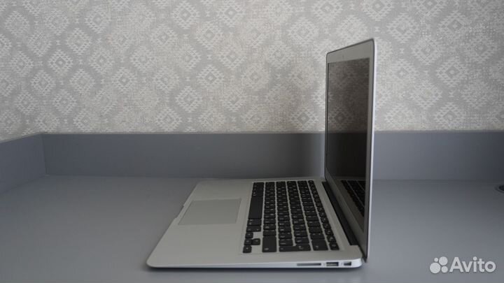 Apple MacBook Air 13