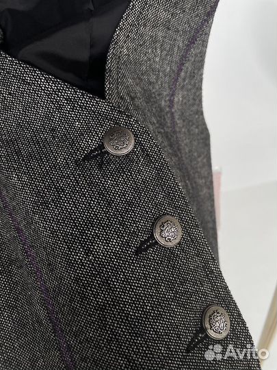 Жилет для девочки новый серый 122, 128