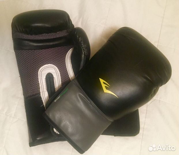 Боксерские перчатки 12 oz everlast