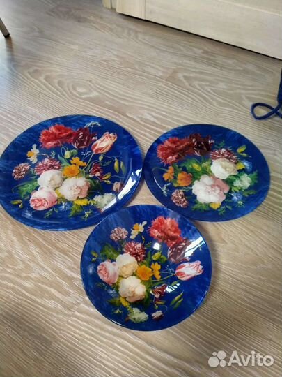 Набор посуды тарелки новый