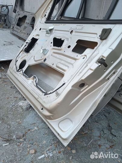 Дверь передняя правая iran khodro samand саманд