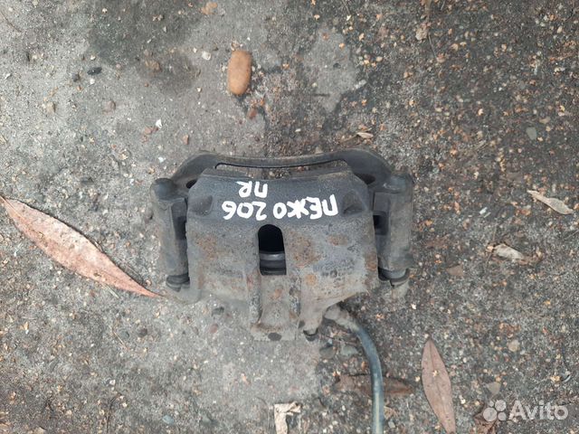 Суппорта передние на Peugeot 206