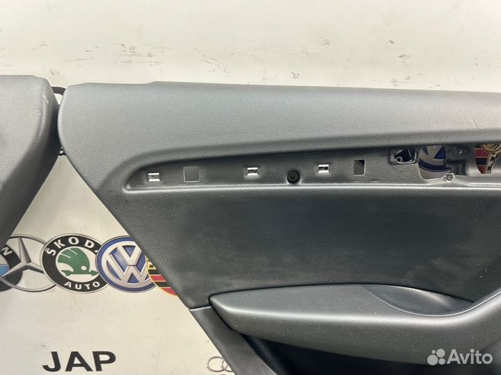 Дверная карта задняя Audi Q5 8R 2.0 CDN 2010