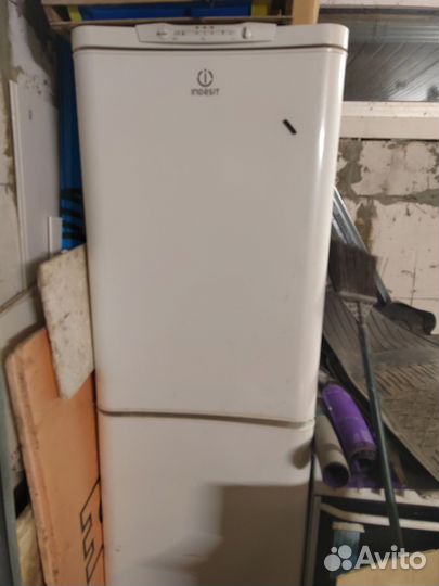 Холодильник бу
