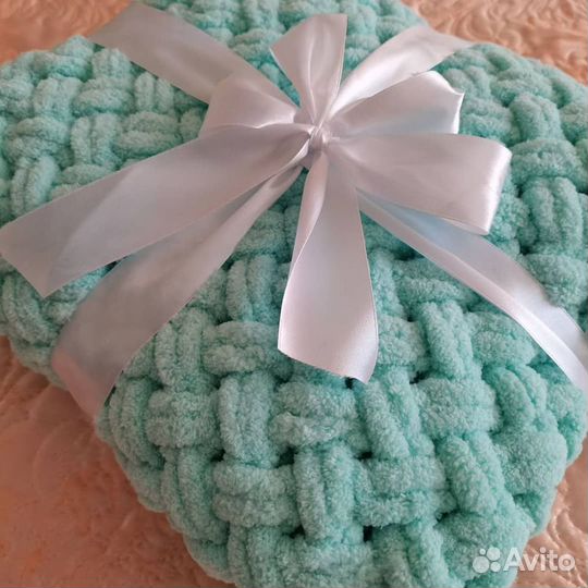 Плед детский вязаный ручная работа