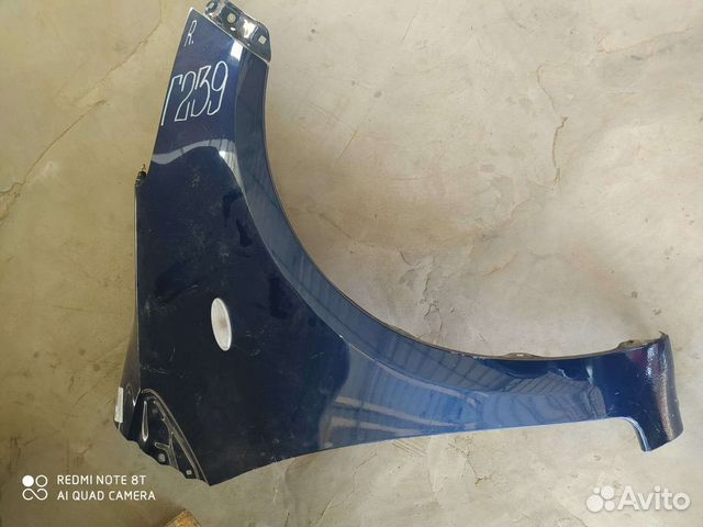 Крыло переднее правое Toyota Yaris/Vitz p90