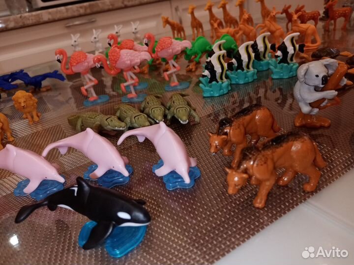 Фигурки из киндер Natoons и др