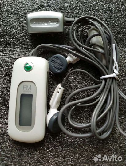 SonyEricsson FM Radio HandFree HPR-20/HPM-70