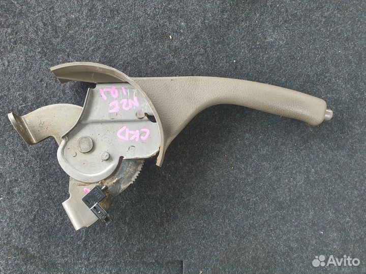 Ручник c Toyota Corolla NZE121 1NZ-FE