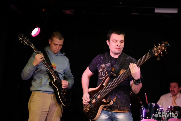 Уроки игры на гитаре в Москве