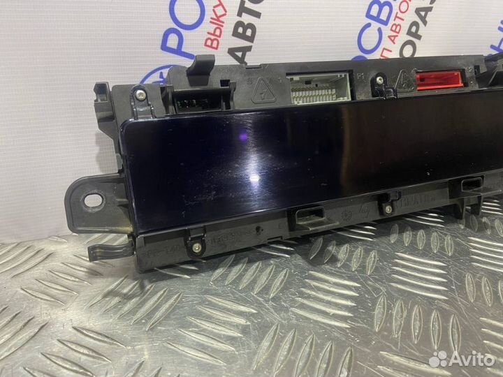 Панель приборов Renault Scenic 2