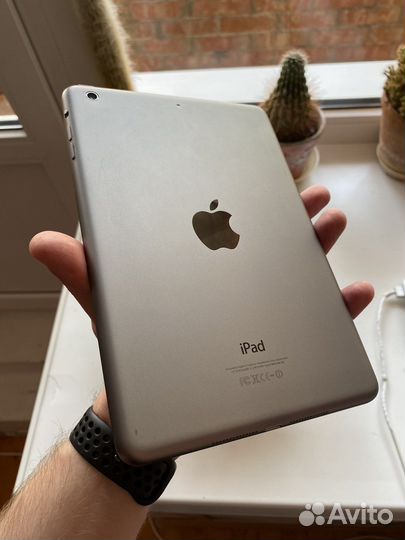 iPad mini 2, серый космос, 16 гб
