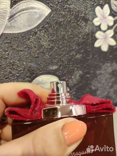 Парфюмированная вода женская