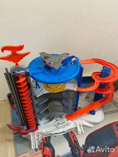 Парковка Hot wheels трек горилла