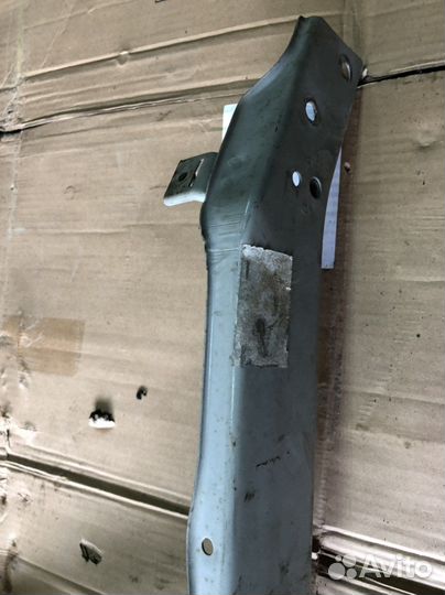 Рамка радиатора Hyundai Sonata