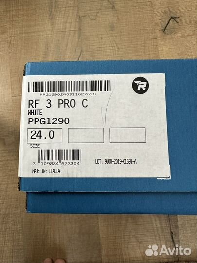 Фигурные коньки risport RF3 pro 240