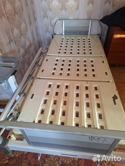 Медицинская кровать для лежачих больных бу