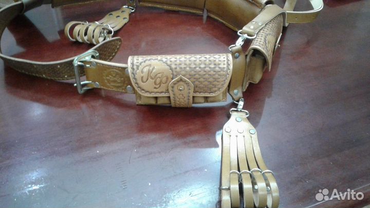 Патронташ, хранилище док-ов