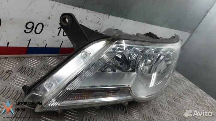 Фара левая Volkswagen Tiguan 2008 5N2941031K