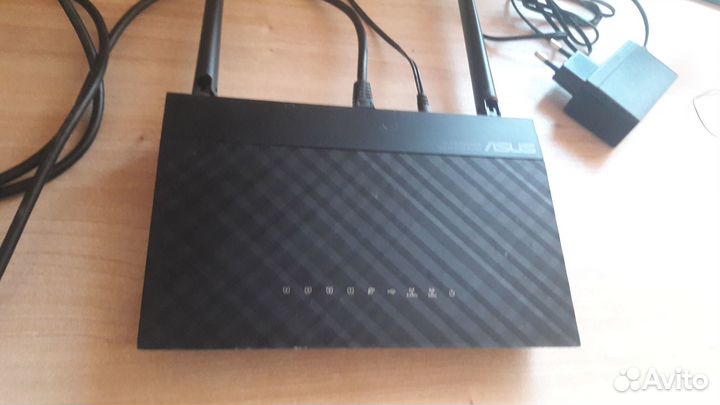 Роутер Asus RT-AC750