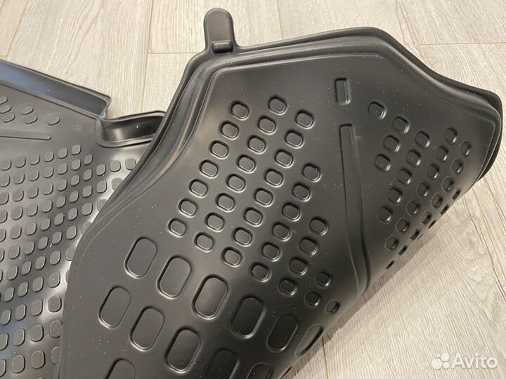 Оригинальный ковер в багажник LADA Largus FL