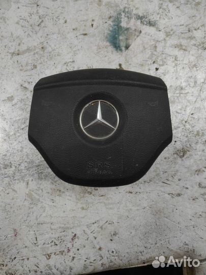 Подушка безопасности водителя Mercedes-Benz