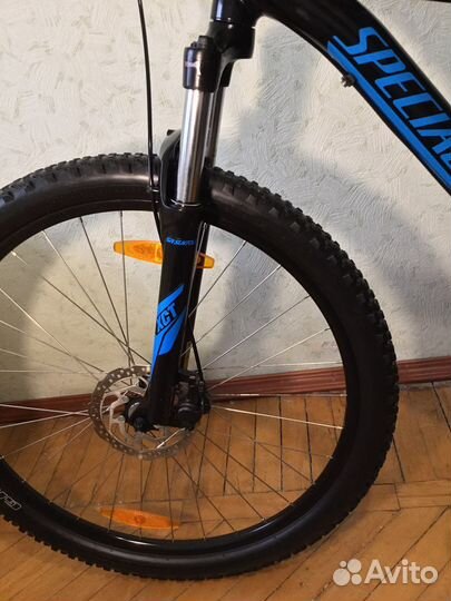 Велосипед specialized 27,5