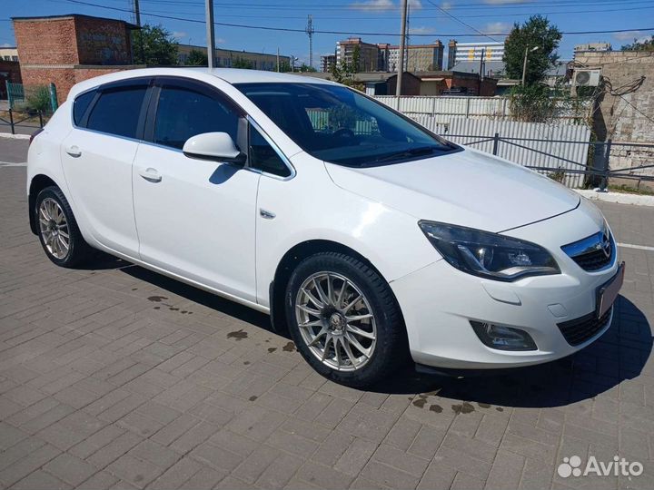 Opel Astra 1.6 AT, 2011, 181 000 км