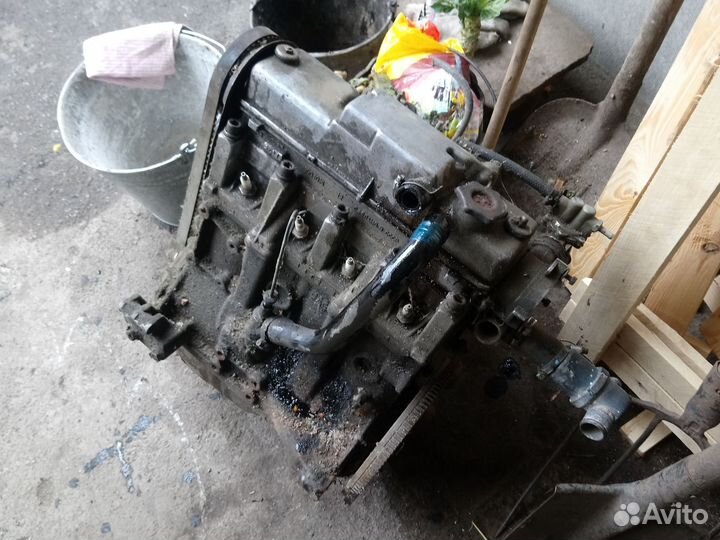 Двигатель 2108