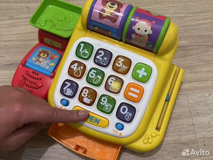 Музыкальные игрушки для малышей