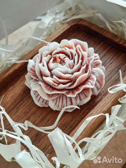 Подарочный набор: Дубовая менажница и Пион