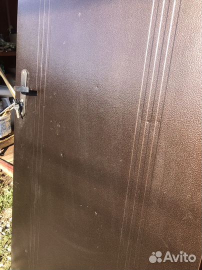 Металлическая дверь бу
