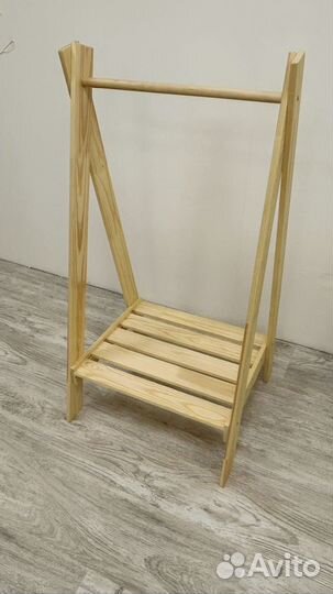 Вешалка напольная деревянная детская