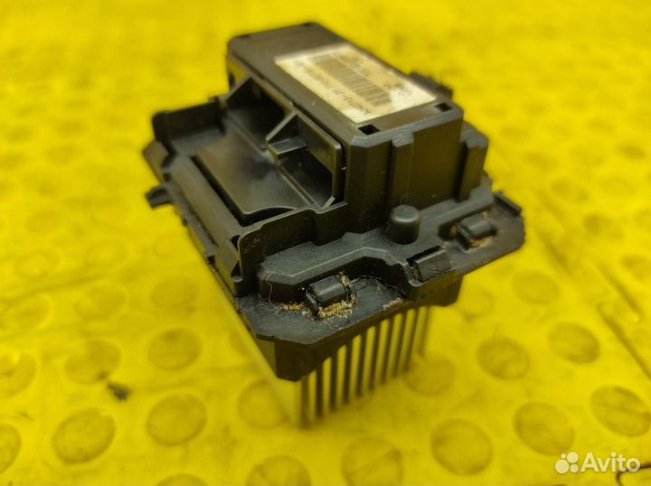 Резистор отопителя Mini Clubman R55 LCI N18B16A