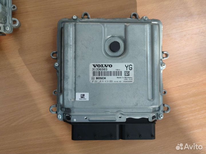 Блоки управления ECM Volvo P31303388 P31336983